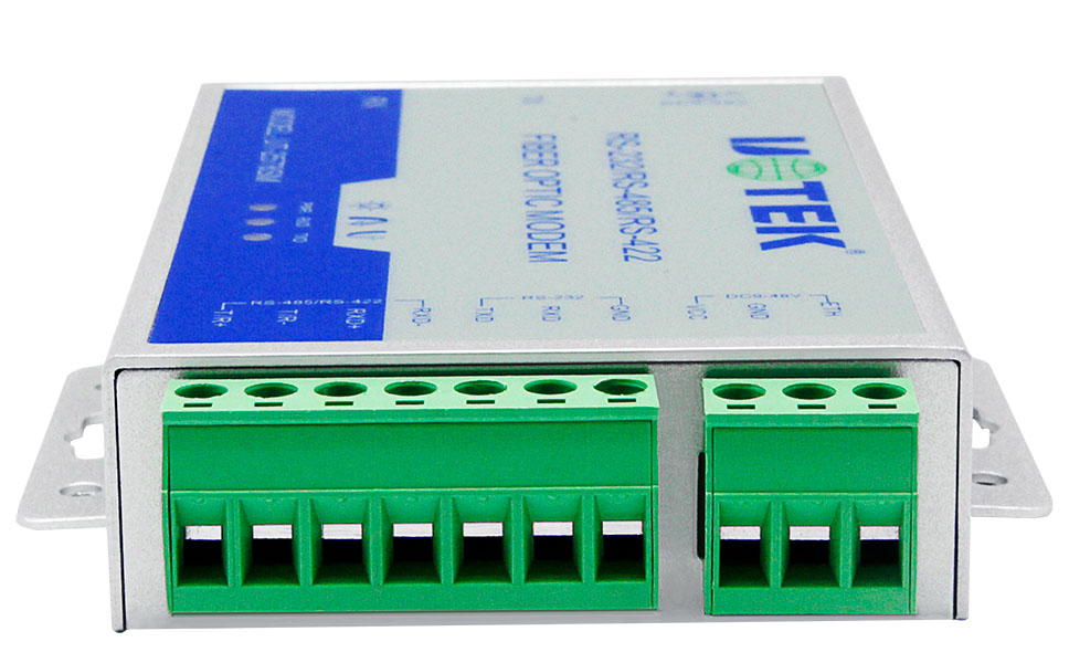 光纖收發(fā)器接口.jpg 光纖收發(fā)器接口.jpg